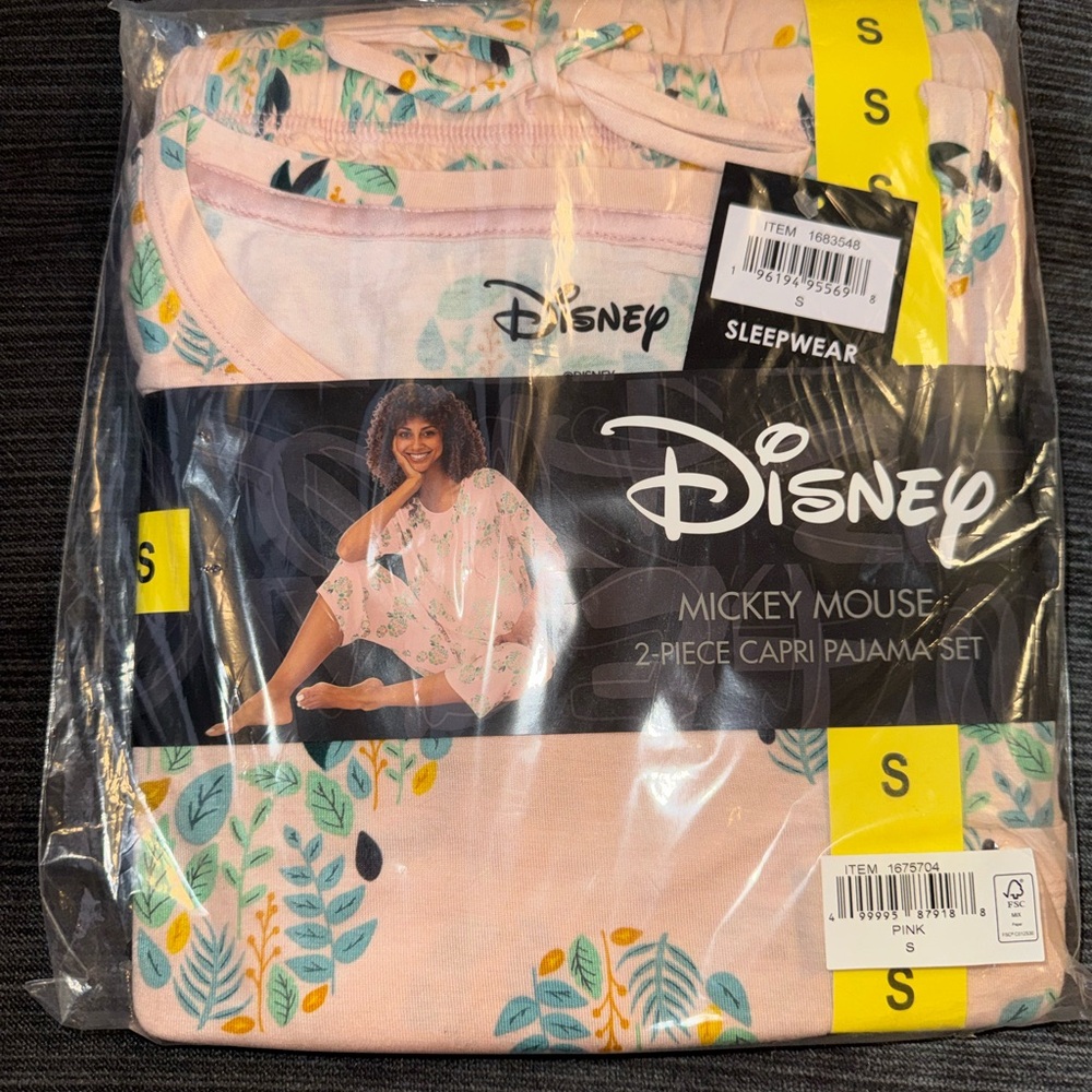 Disney Mickey Mouse Women's Pajama Set S Pink Floral Capri Short Sleeve